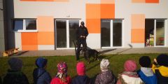 Spotkanie z psami policyjnymi i ich opiekunami, Nauczycielki Przedszkola Gminnego w Chotomowie